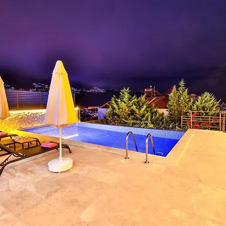 Kalkan Apartment Wit Private Pool 卡尔坎