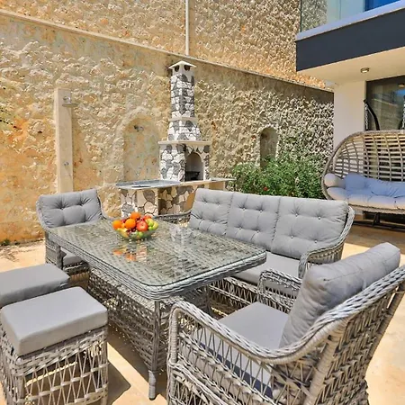 Апартаменты Wit Private Pool *